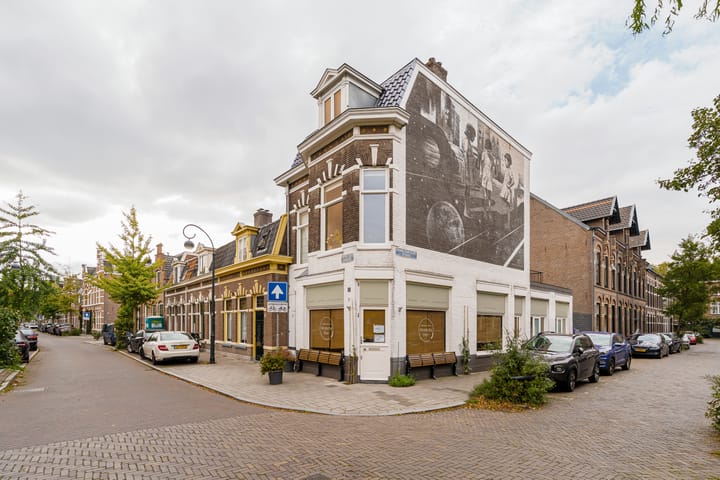 Foto 41 van Bilderdijkstraat 58