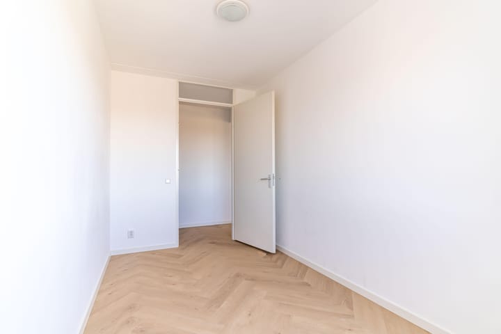 Foto 15 van Waldorpstraat 478