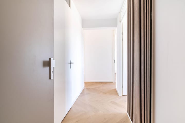 Photo 4 of Waldorpstraat 478