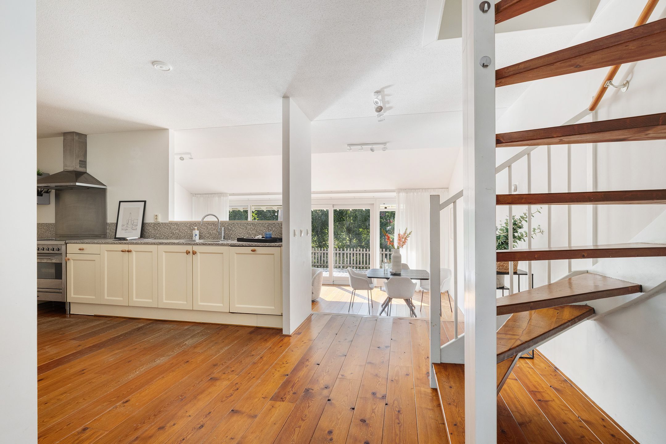 Photo 6 of Kees van Hasseltstraat 1