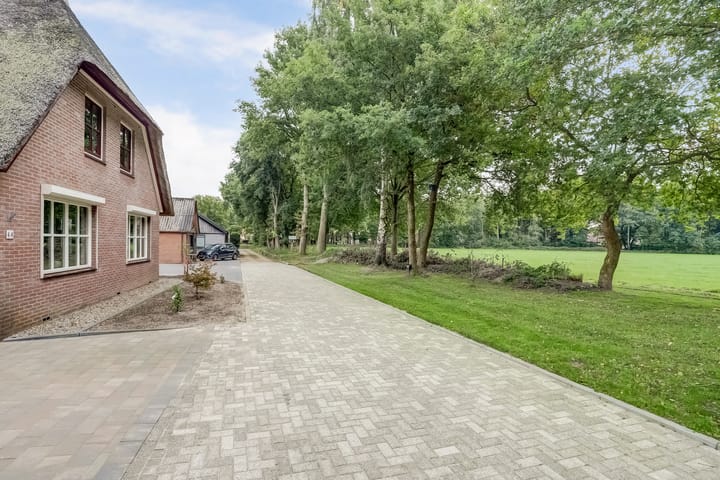 Photo 3 of Uddelerweg 44