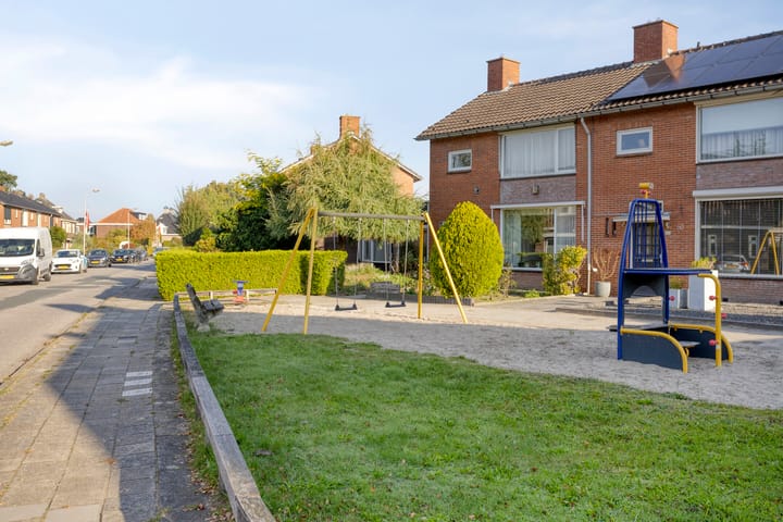 Foto 33 van Molenstraat 74