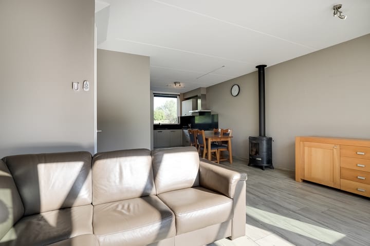 Foto 11 van Pimpelmees 27