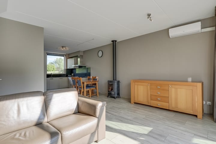 Foto 12 van Pimpelmees 27