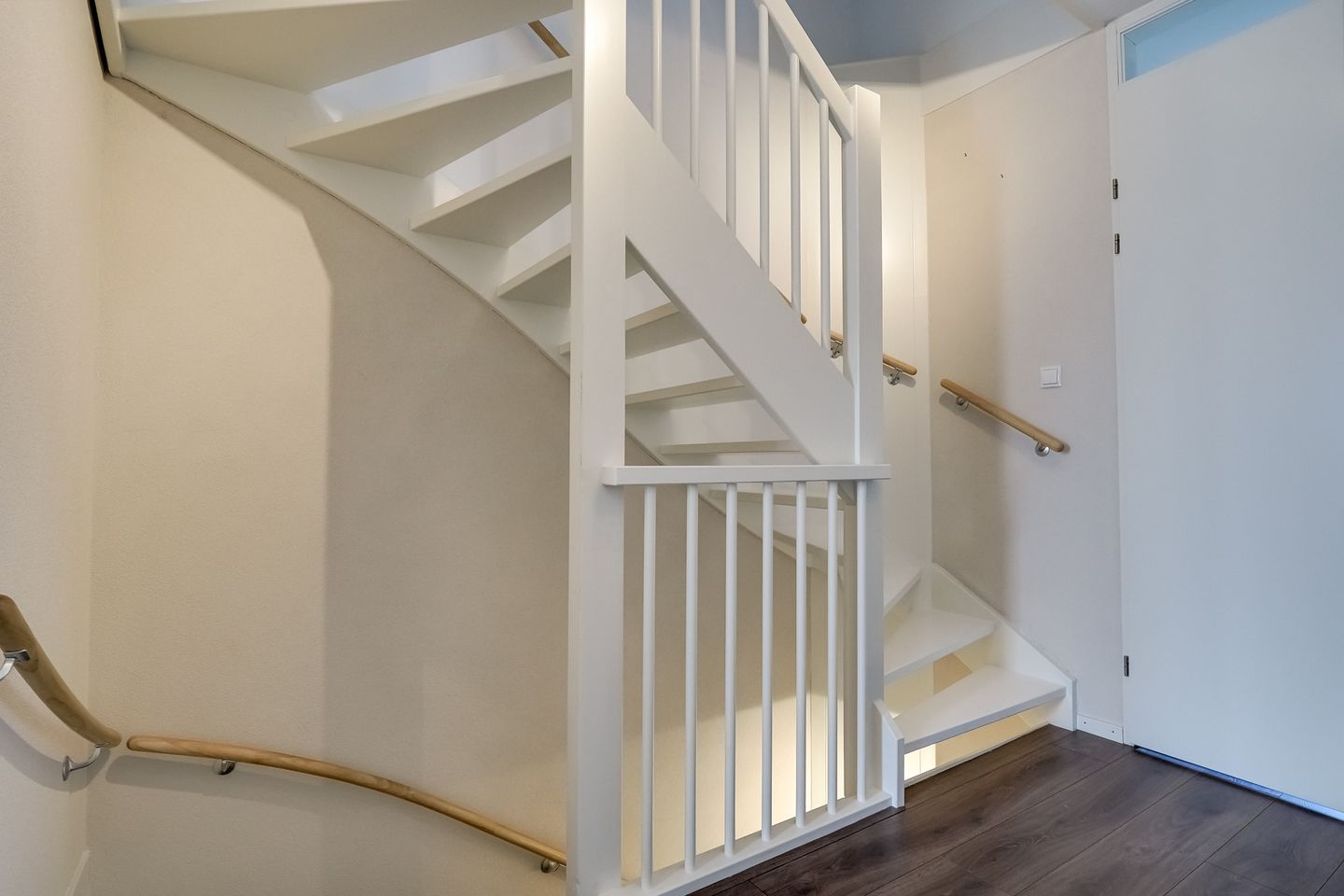 Photo 40 of Pimpelmees 27