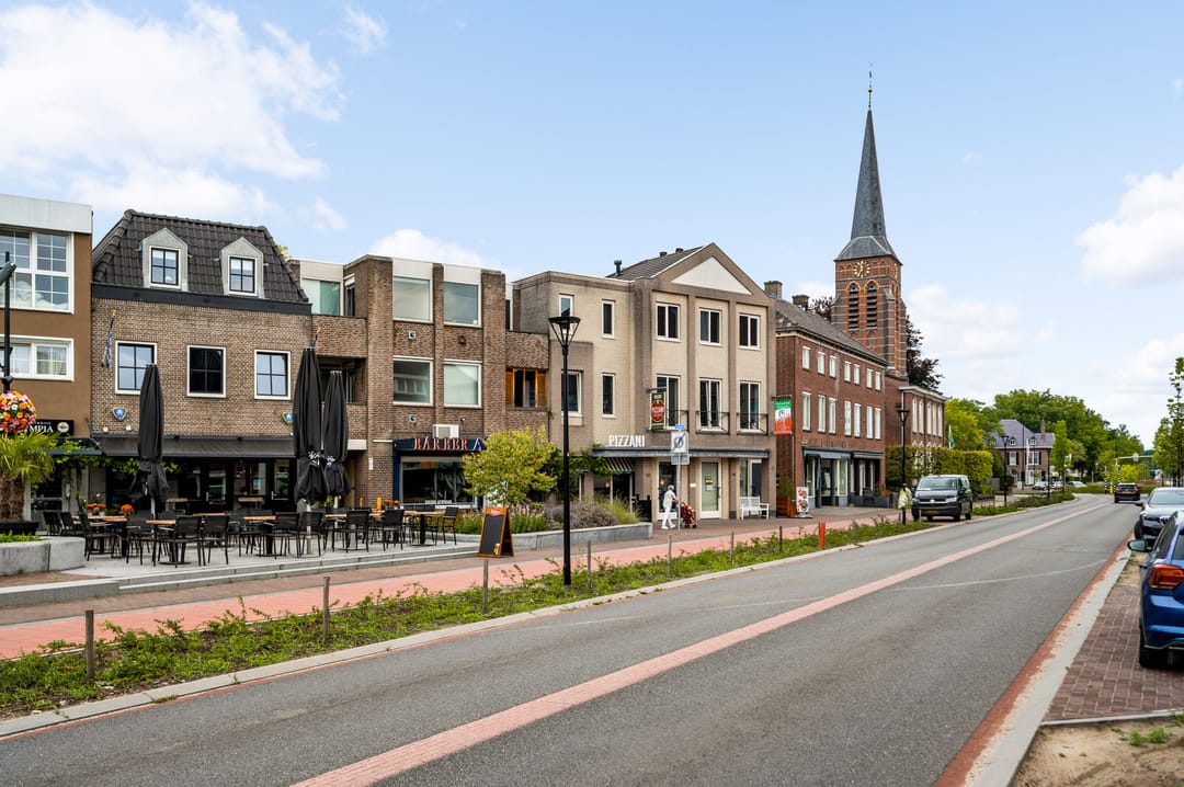 Foto 2 van Den Hof 116