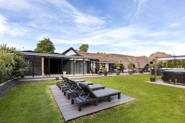 Foto 2 van Molenweg 11