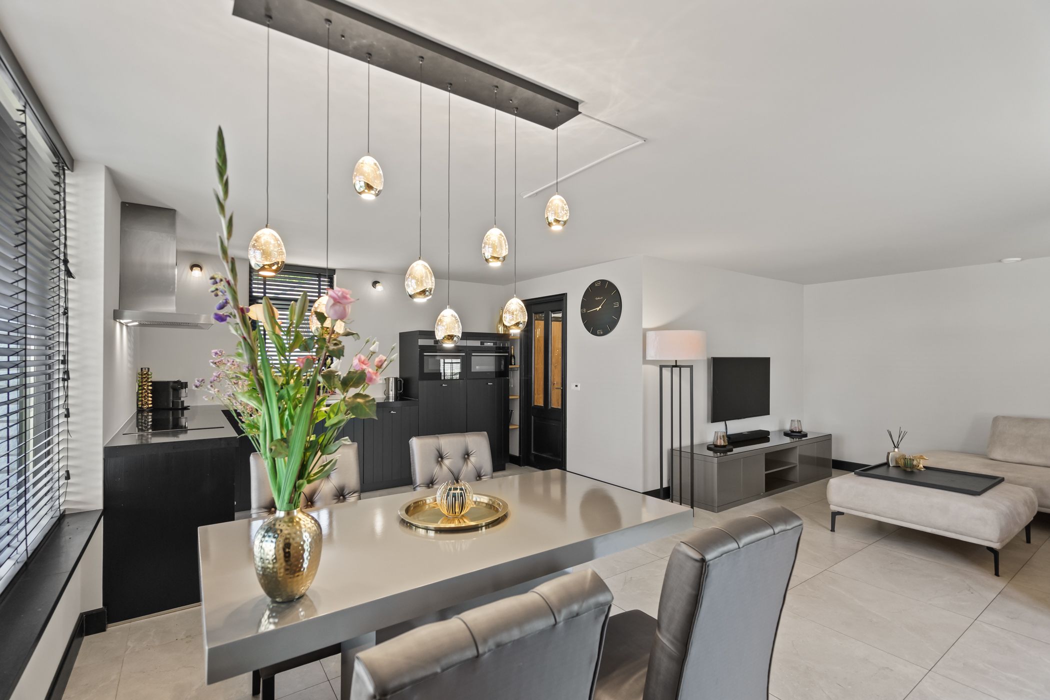 Foto 18 van Gravin Adalaan 4