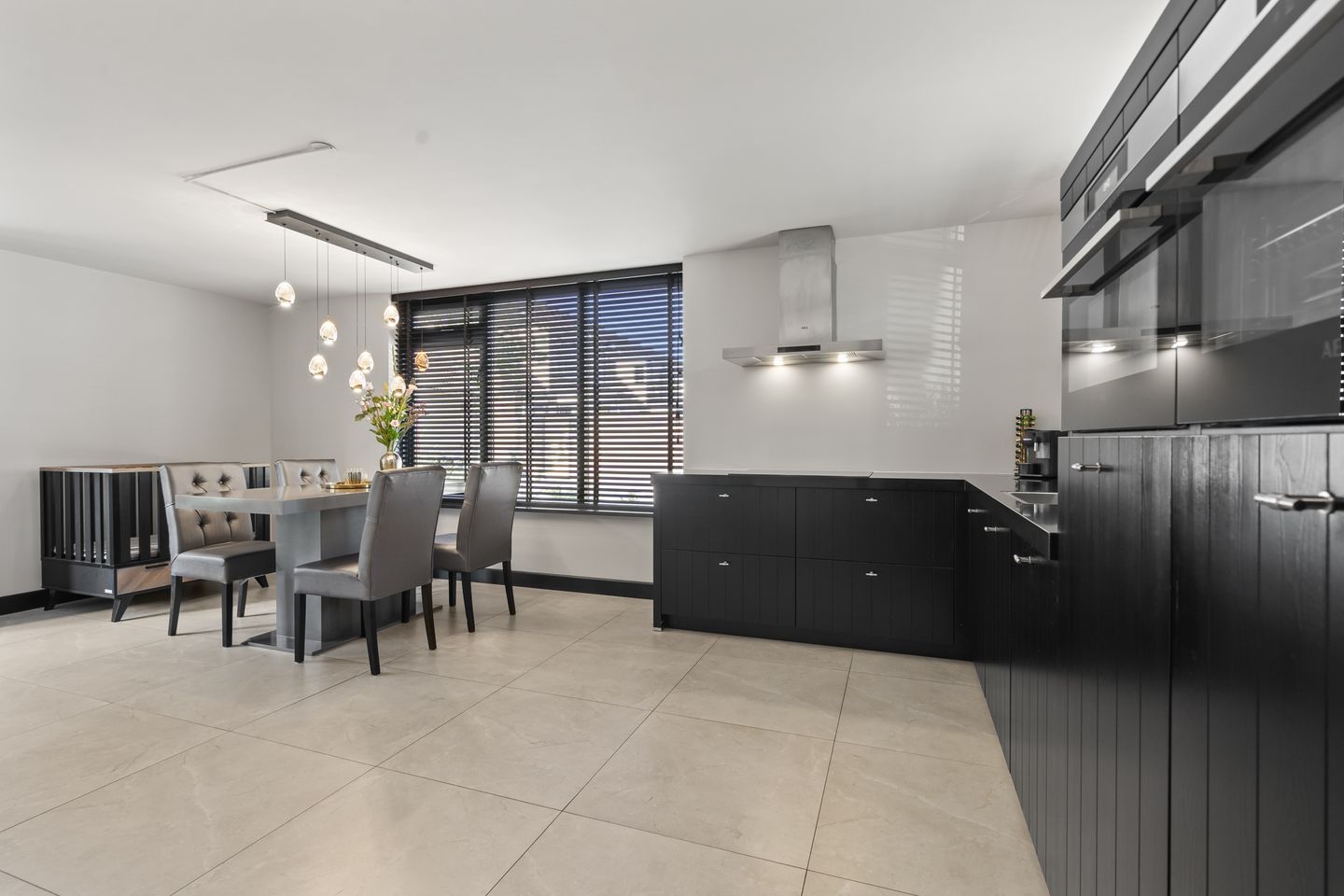 Foto 20 van Gravin Adalaan 4