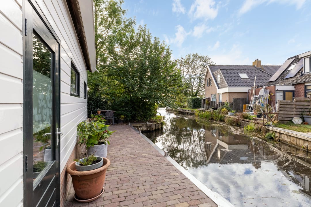 Foto 11 van Tsjerkewei 11