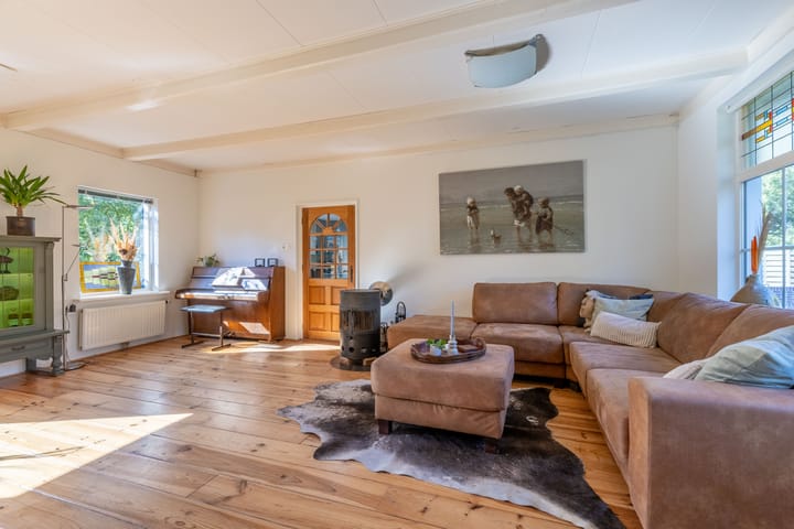 Foto 24 van Tsjerkewei 11