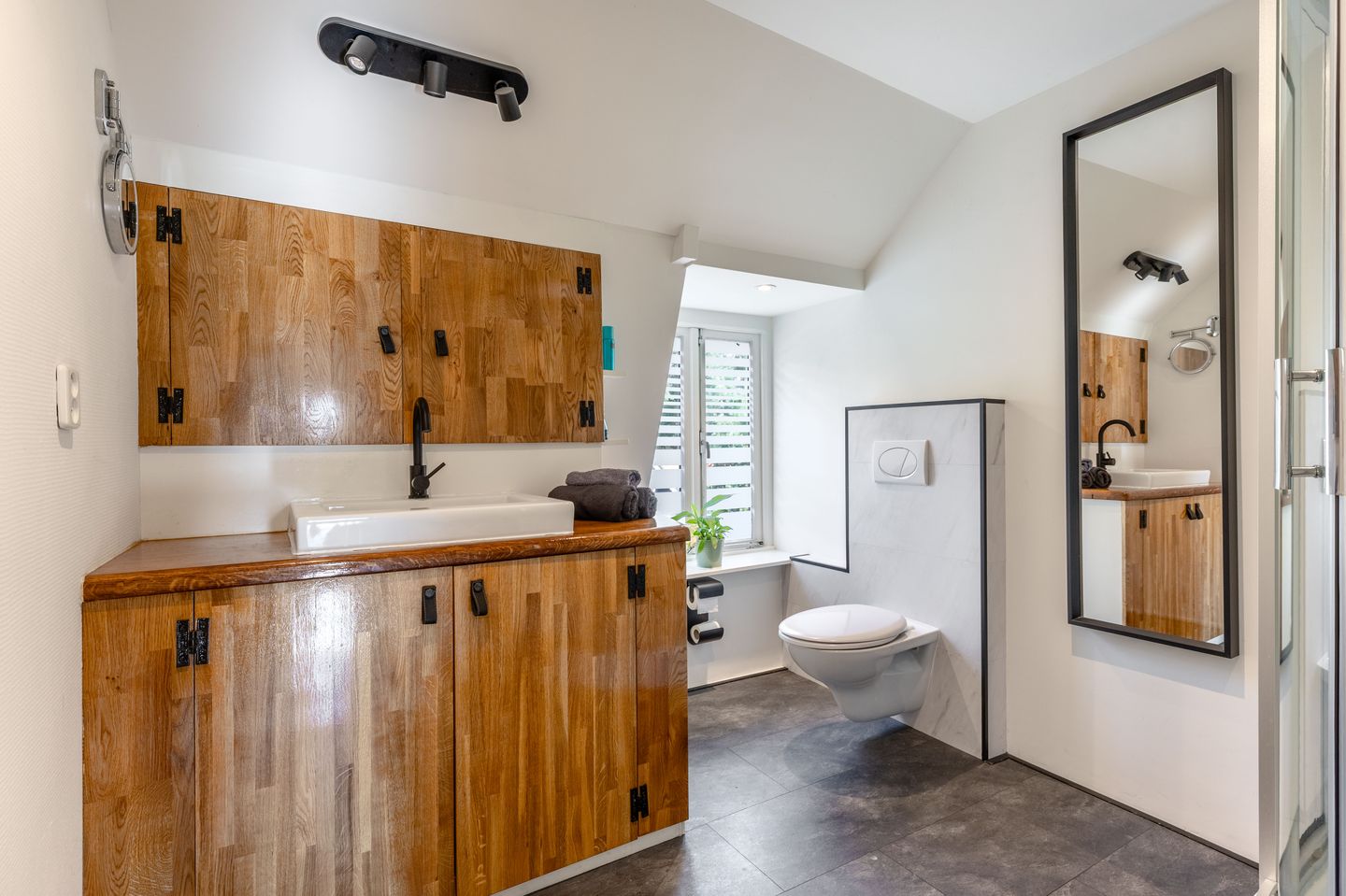 Foto 44 van Tsjerkewei 11