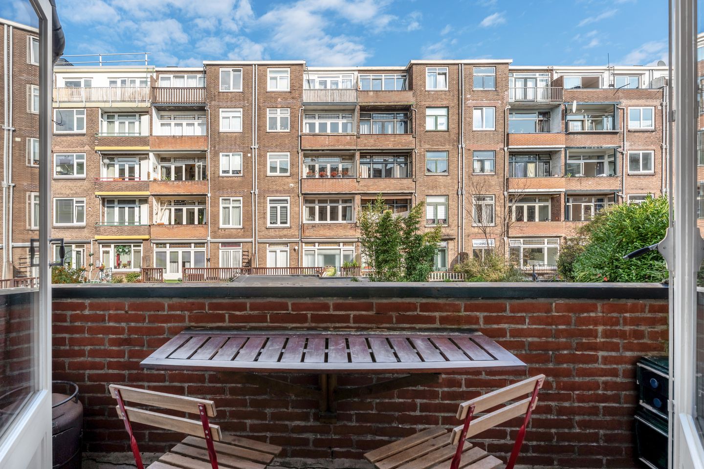 Photo 10 of Delfgaauwstraat 31-B