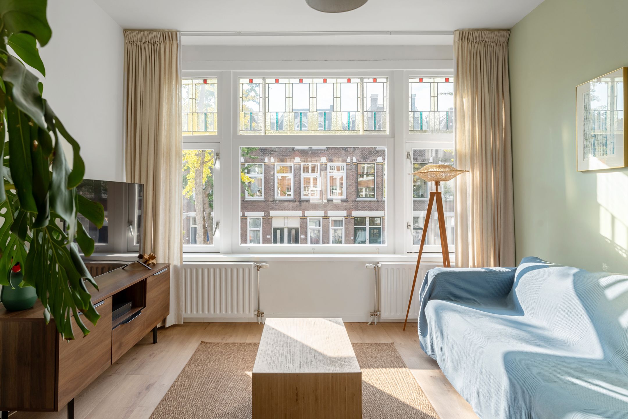 Photo 12 of Delfgaauwstraat 31-B