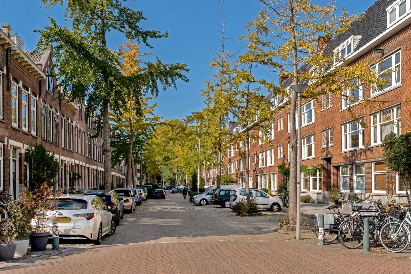 Photo 25 of Delfgaauwstraat 31-B