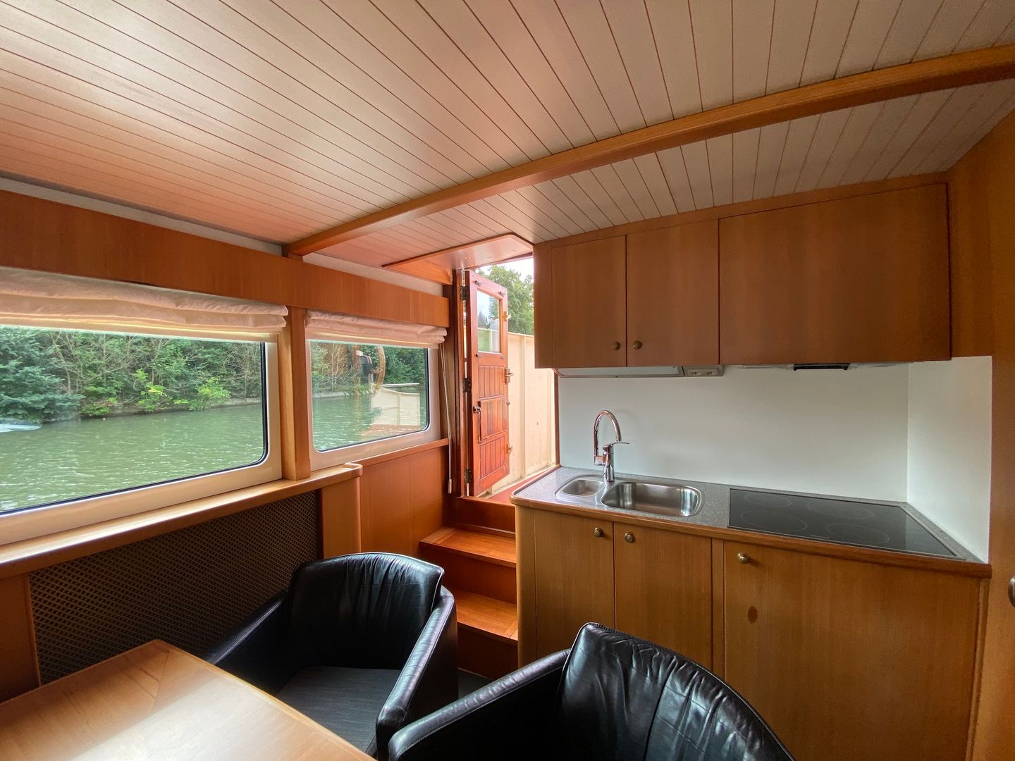 Photo 10 of Utrechtsestraatweg