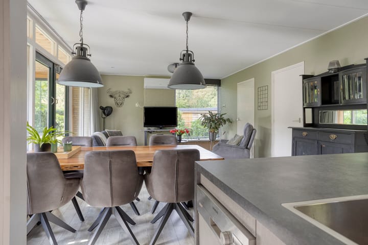 Photo 16 of De Valouwe 65