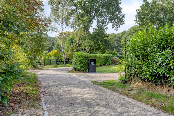 Photo 37 of De Valouwe 65