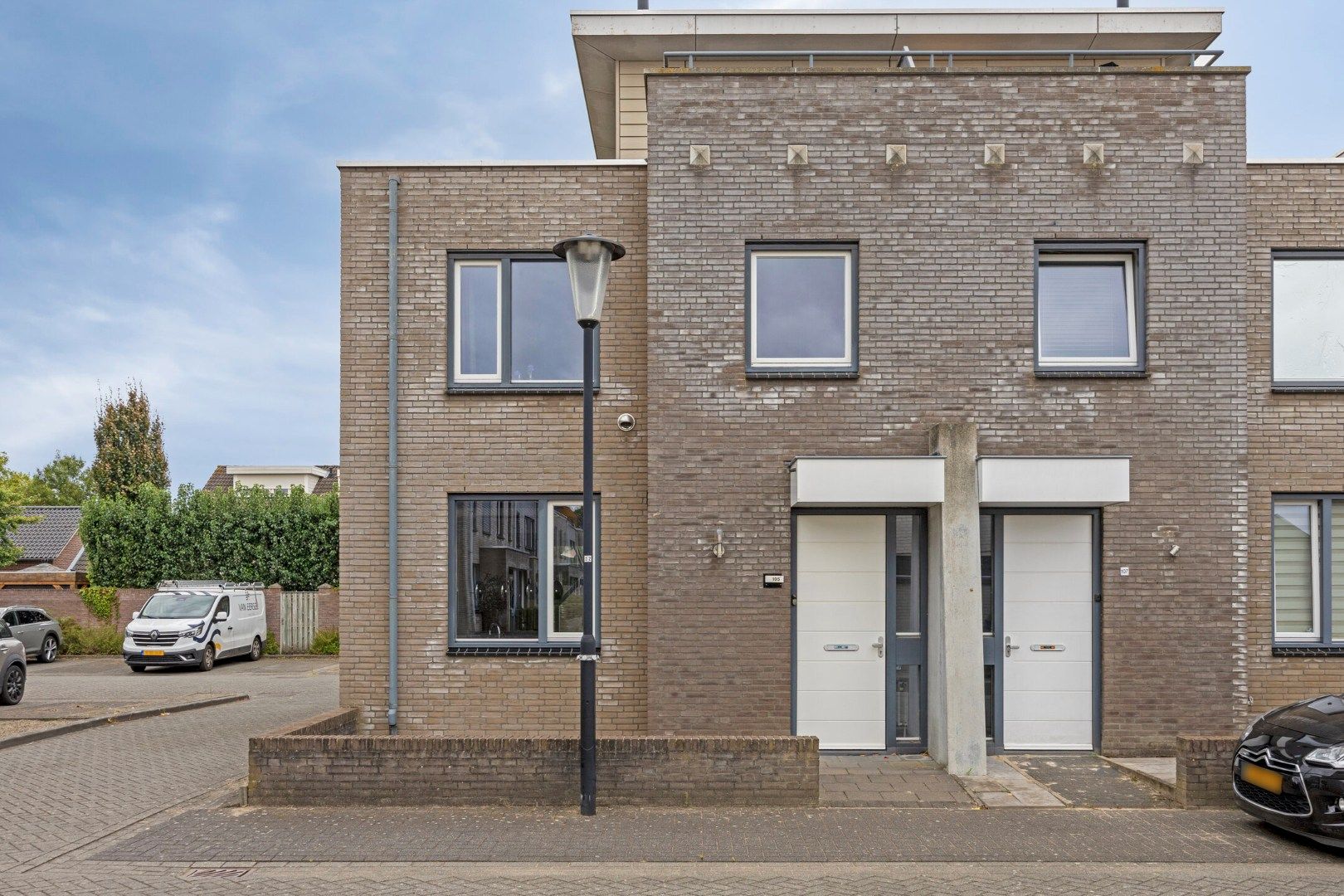 Photo 6 of Strohuls 105