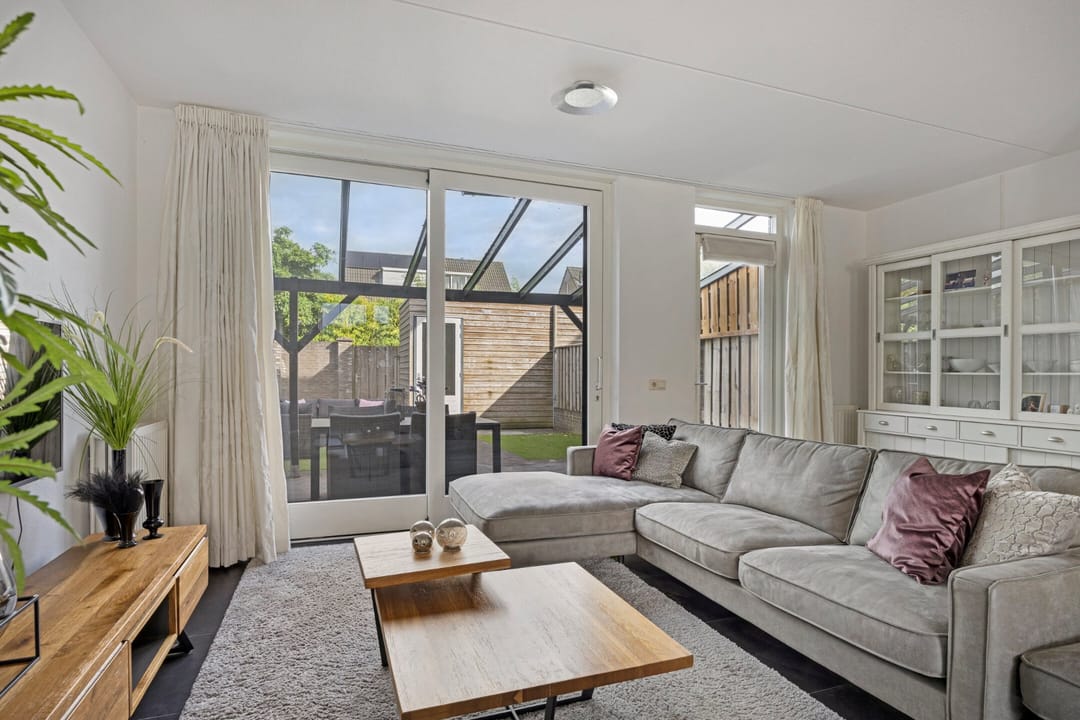 Photo 11 of Strohuls 105