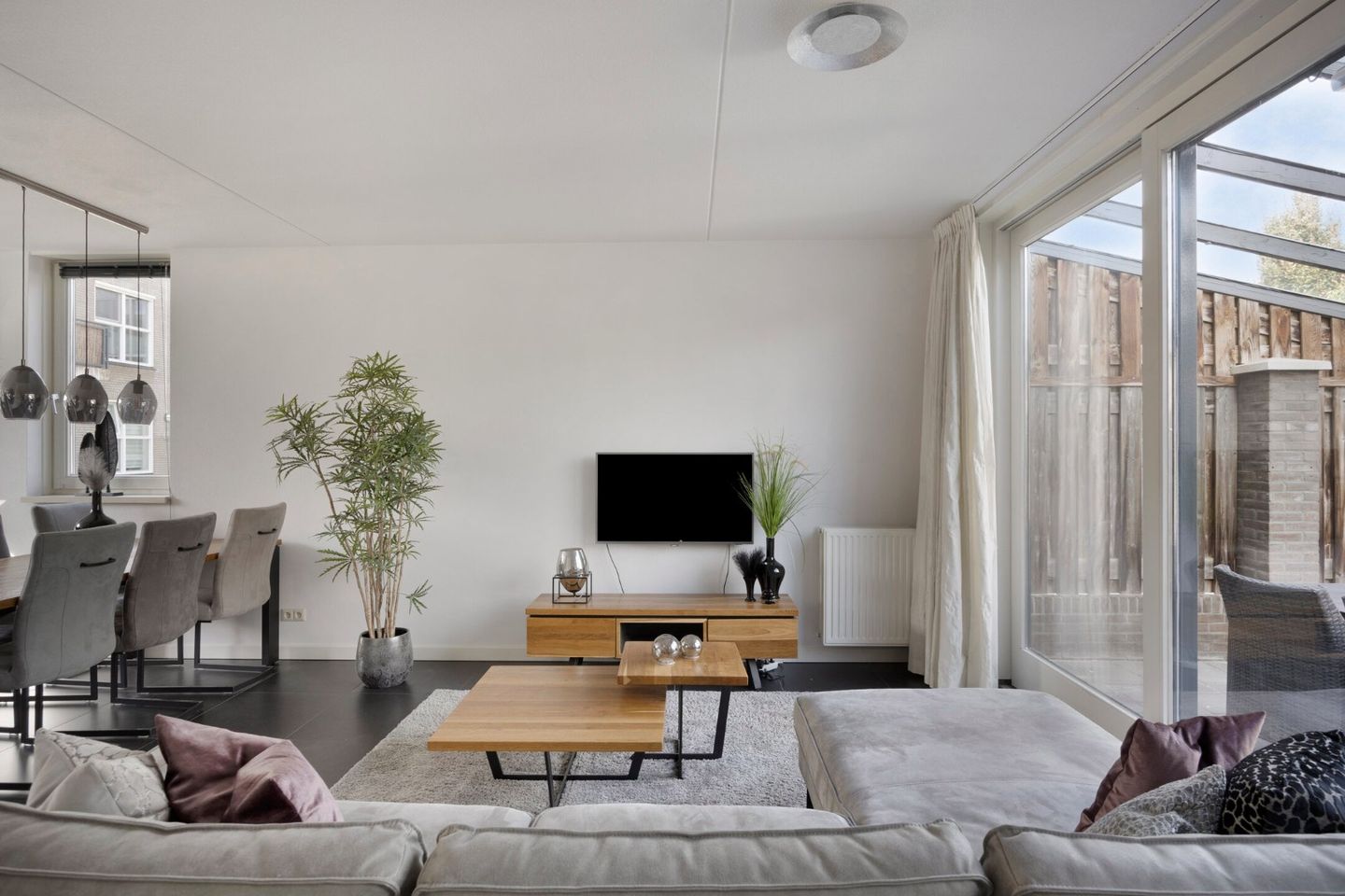 Photo 14 of Strohuls 105