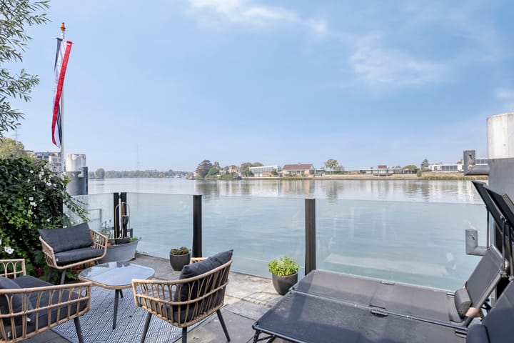 Photo 2 of Dorpsstraat 22