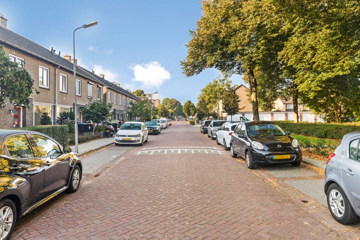 Foto 5 van Tilburglaan 19