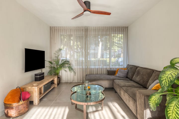 Foto 8 van Tilburglaan 19