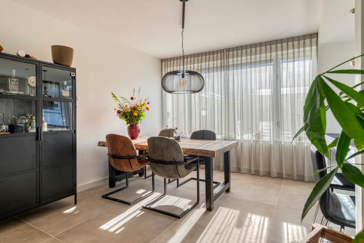 Foto 11 van Tilburglaan 19