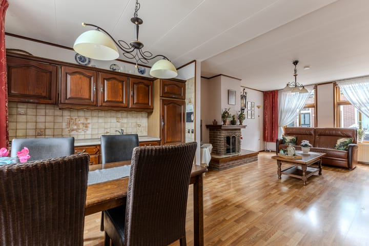 Foto 8 van Bleekersstraat 4