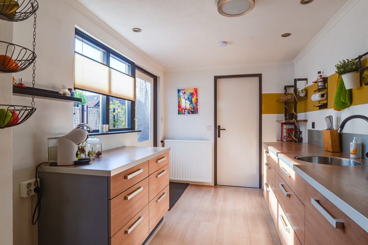 Foto 17 van Parallelweg SS 98