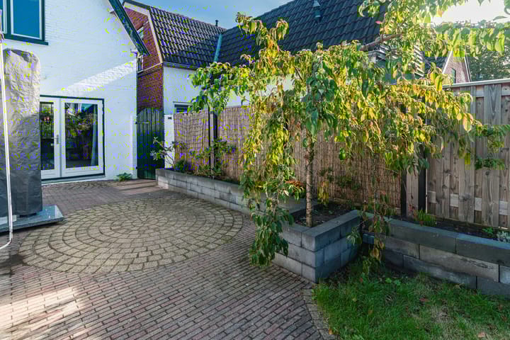 Foto 29 van Parallelweg SS 98