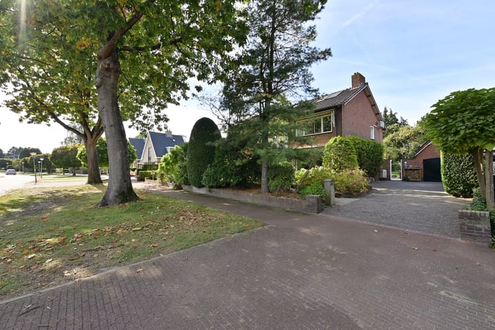 Van Hogendorplaan 42