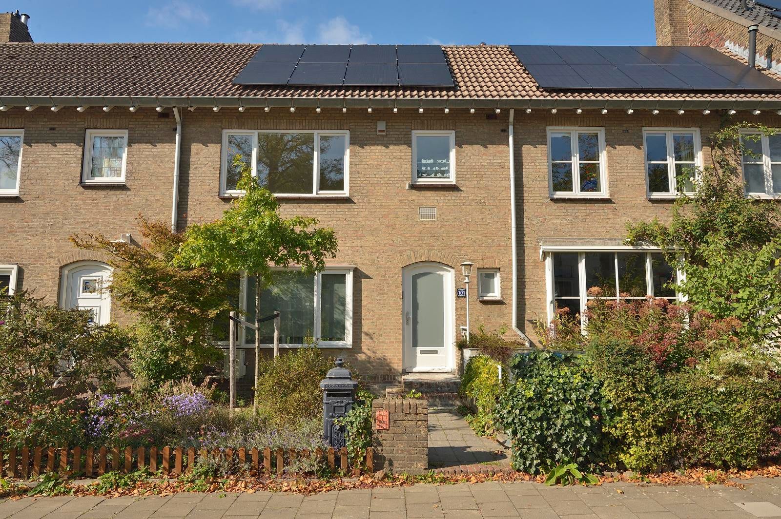 Burg. Waszinkstraat 101 