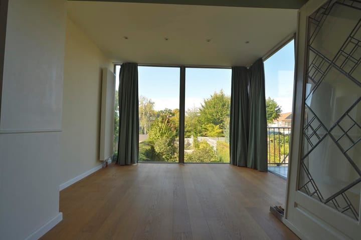 Foto 20 van Burg. Waszinkstraat 101