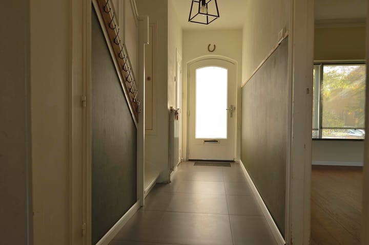 Foto 38 van Burg. Waszinkstraat 101