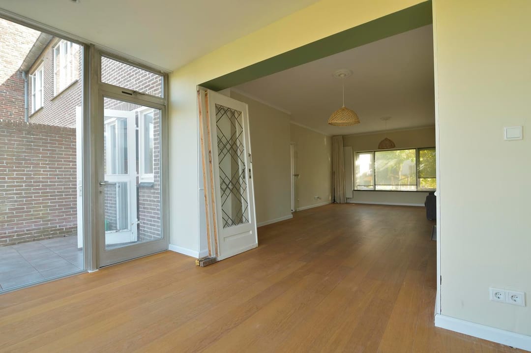 Foto 23 van Burg. Waszinkstraat 101