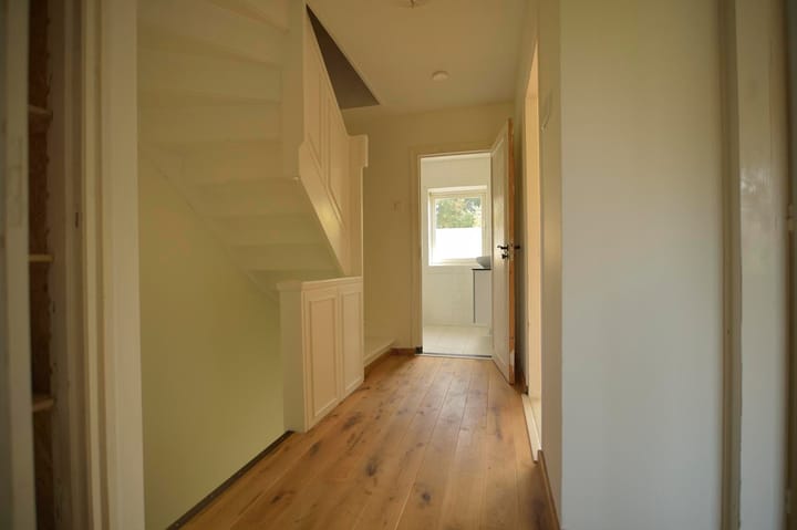 Foto 49 van Burg. Waszinkstraat 101