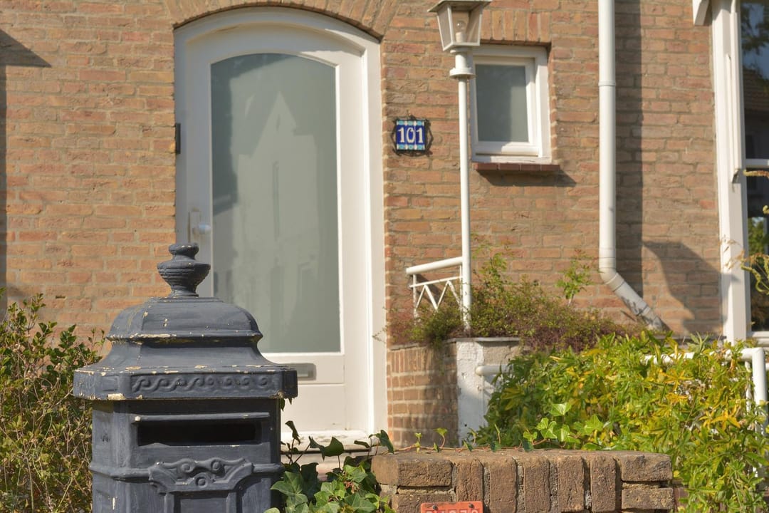 Foto 8 van Burg. Waszinkstraat 101