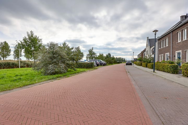 Foto 38 van Juffrouw Koetlaan 46