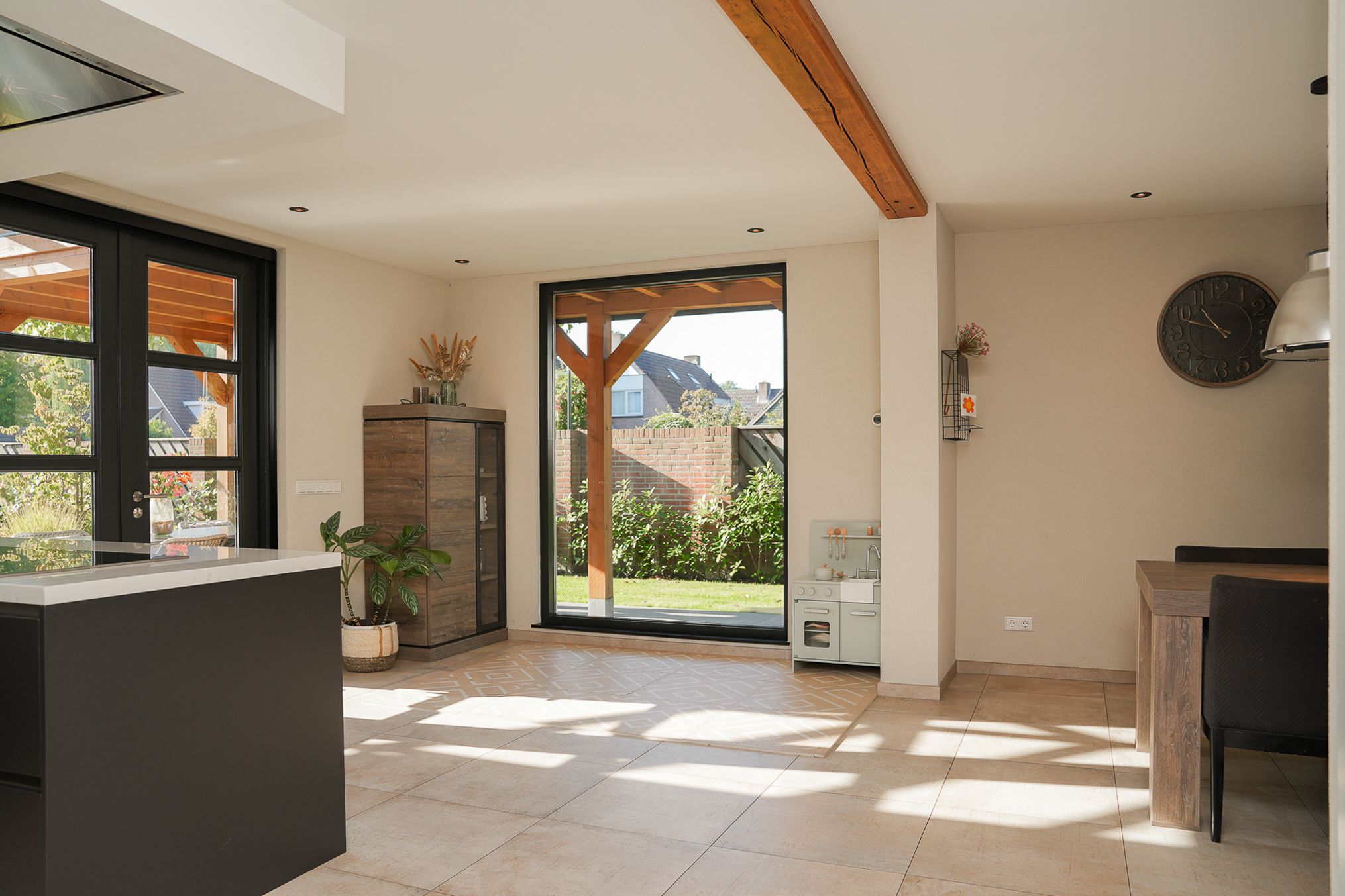 Foto 3 van Lariestraat 31