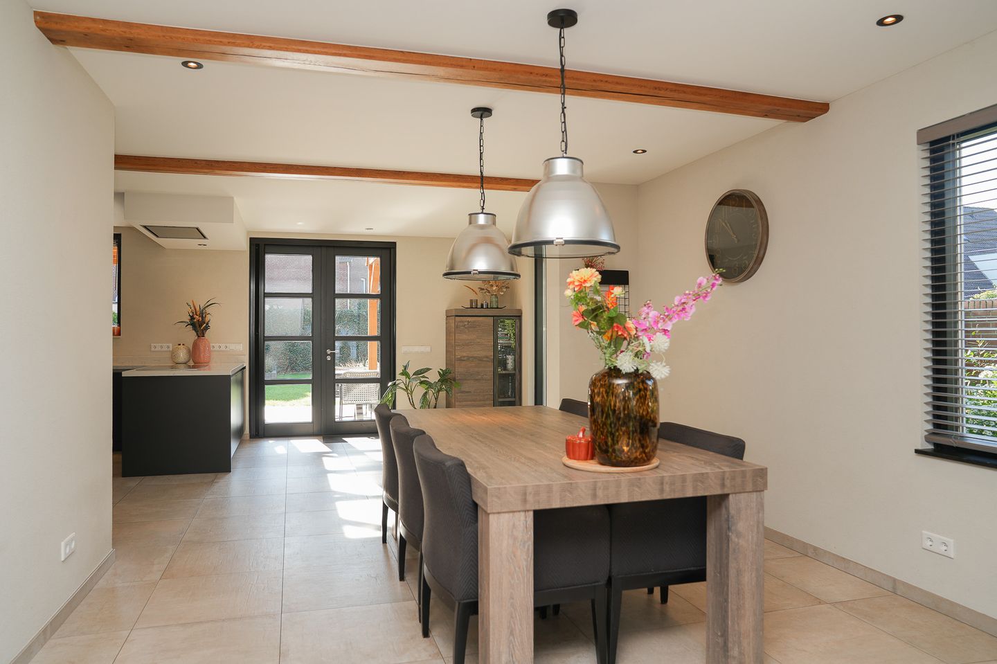 Foto 4 van Lariestraat 31