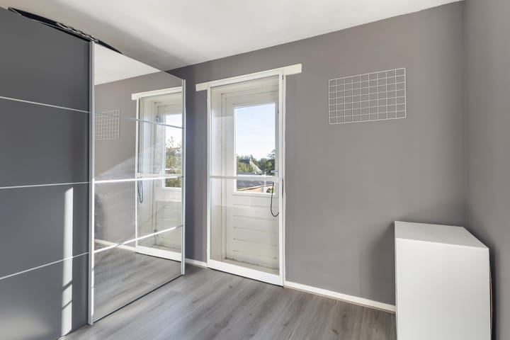 Photo 49 of Mounewei 31