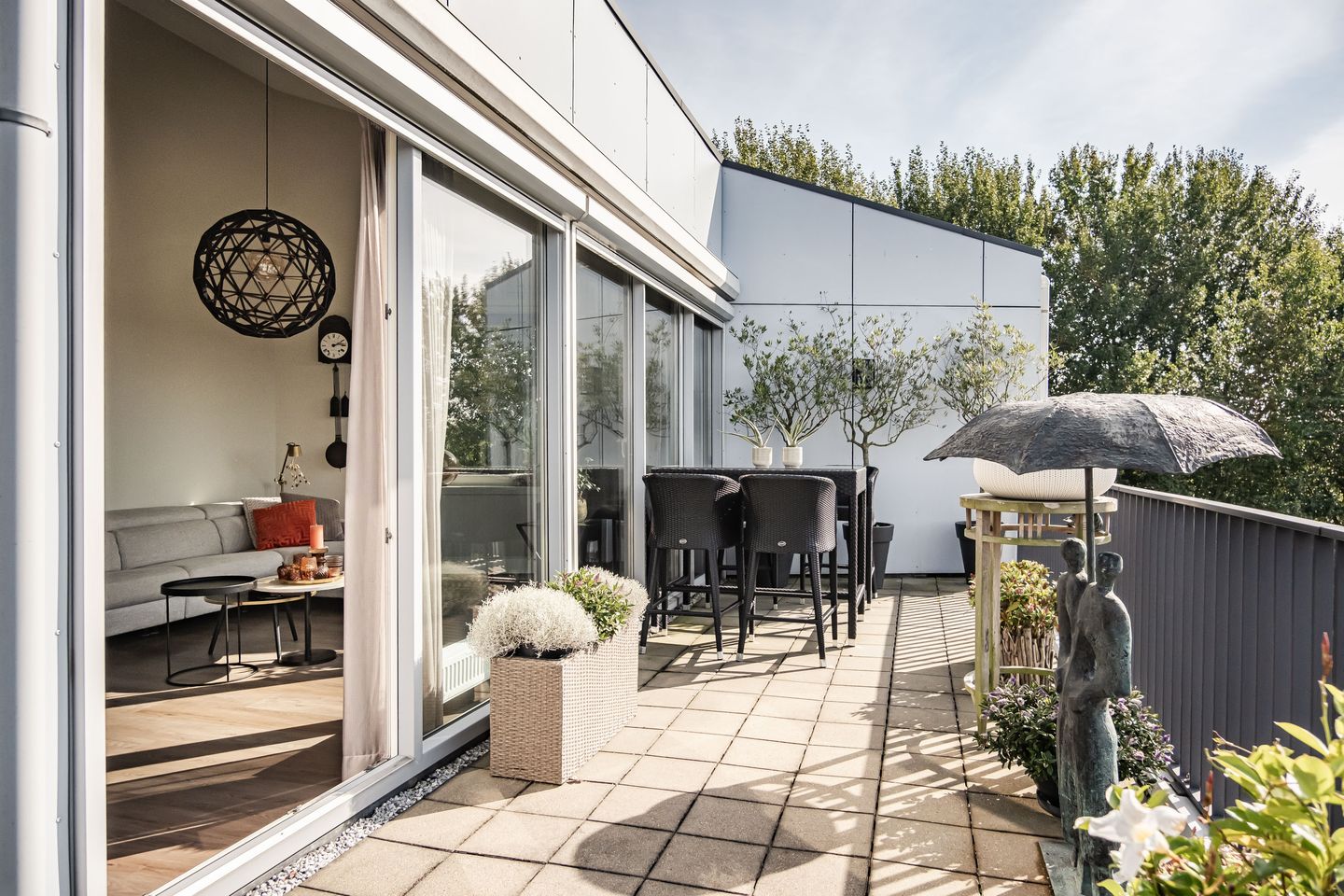 Photo 20 of Vesting 118