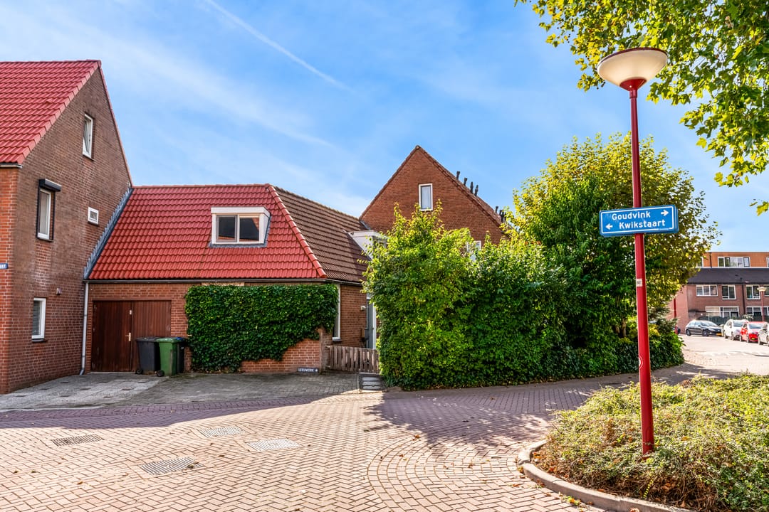 Foto 1 van Leeuwerik 9-A