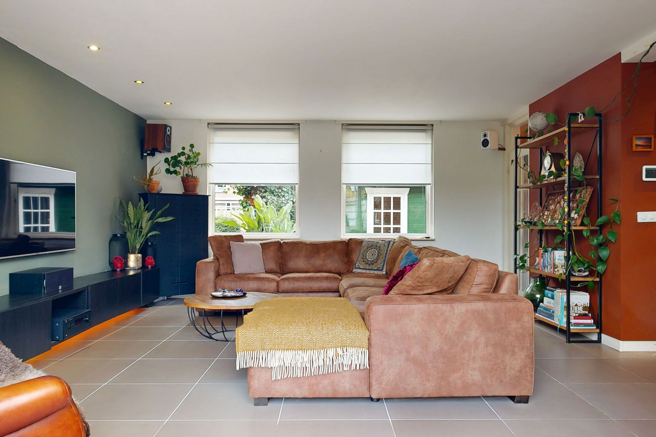 Foto 12 van Leeuwerik 9-A