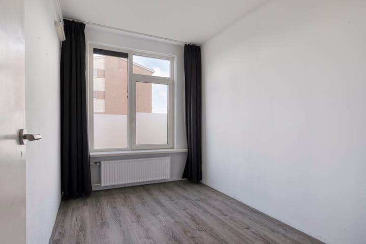 Foto 24 van Karel Doormanlaan 201