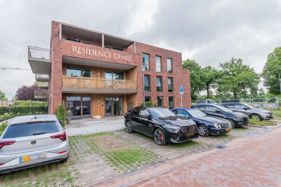 Foto 1 van Elektra 37