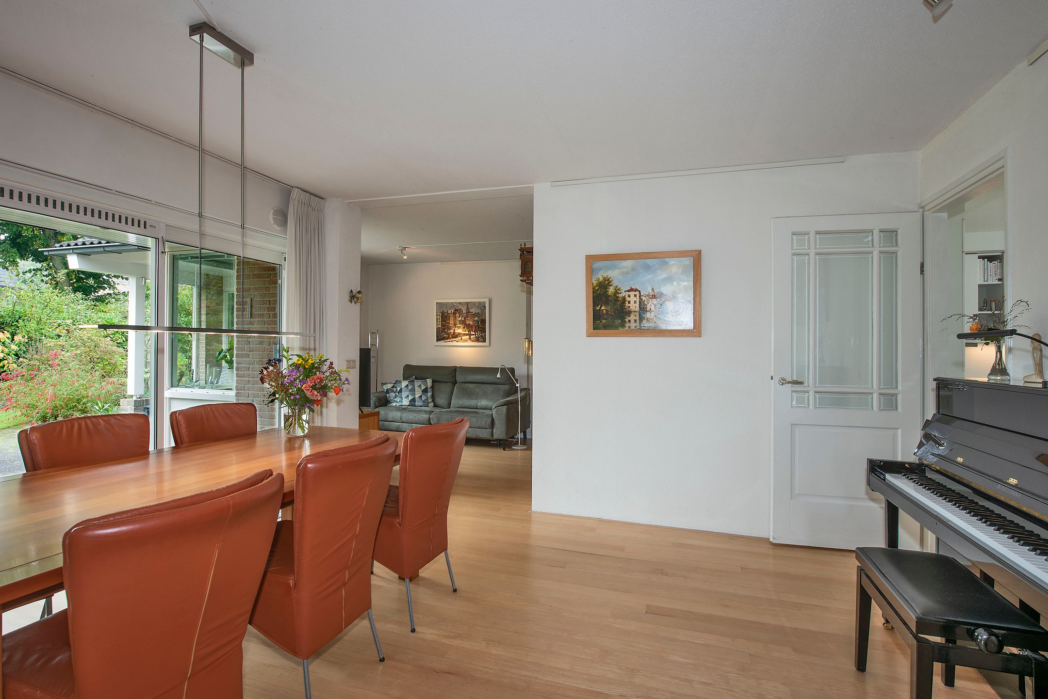 Photo 3 of Zuid Esch 11