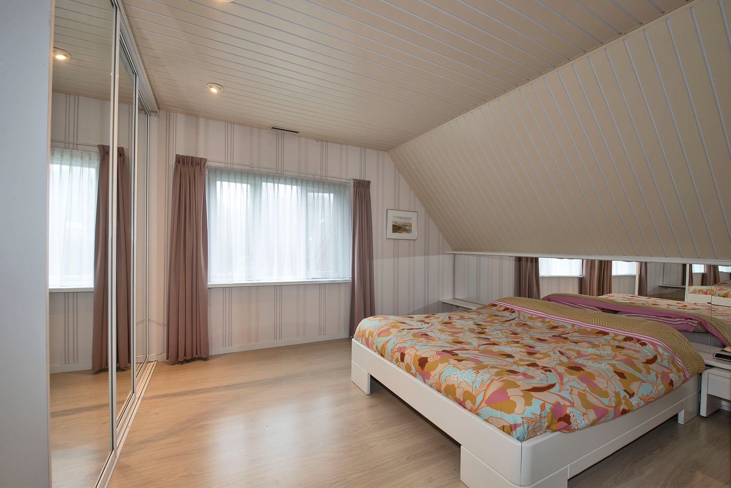 Photo 25 of Zuid Esch 11